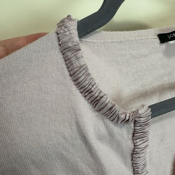 J. Crew Women’s Merino Wool Henley Sweater Delicate Feminine Pink Lilac Medium - Picture 5 of 8